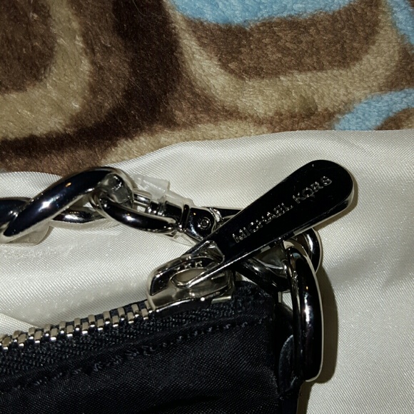EXTRA PICS - Picture 4 of 4