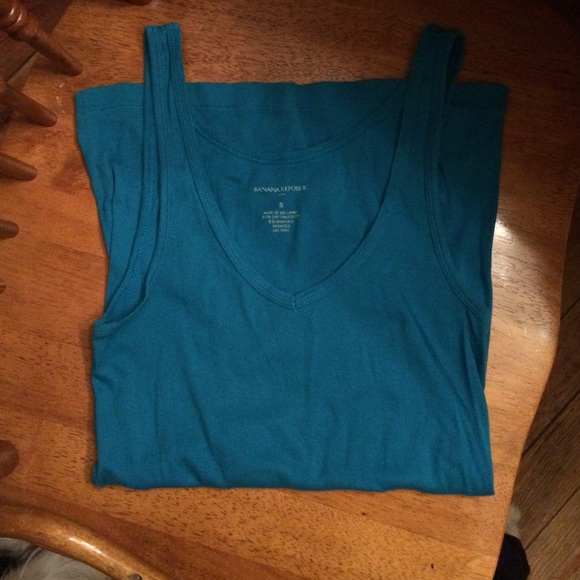 Banana Republic tank