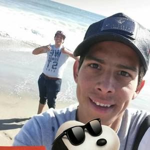 Meet your Posher, Omar