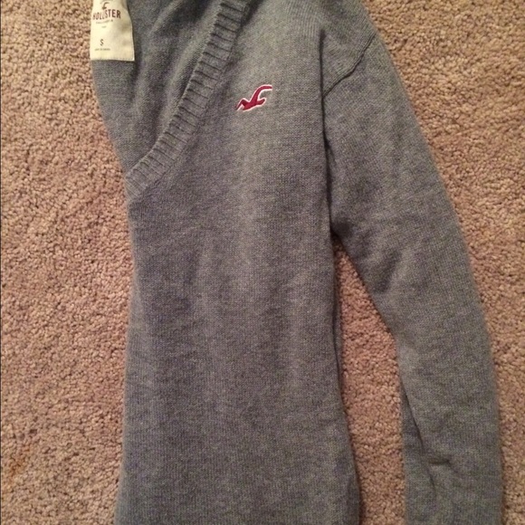 Sweater - Picture 2 of 2