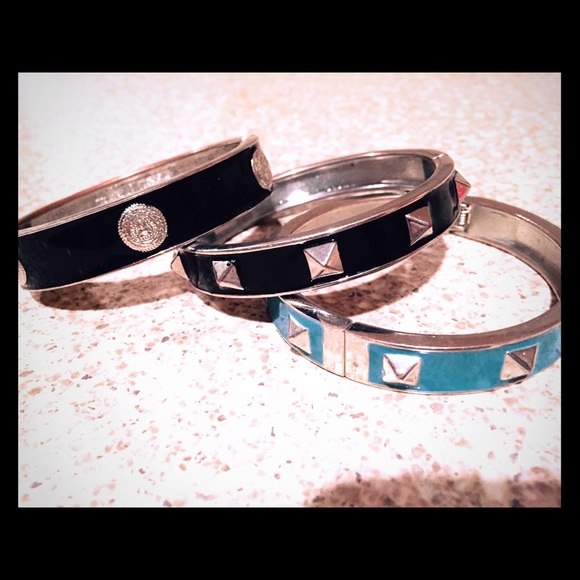 Set of Bangles 🌲Xmas Gift Idea - Picture 1 of 1