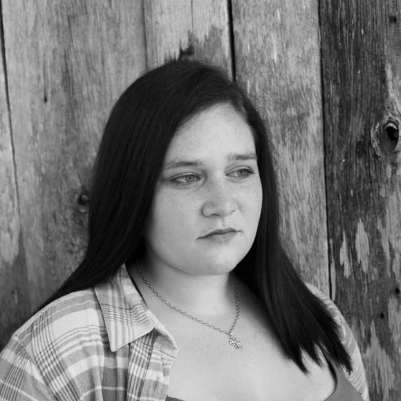 Meet your Posher, Deana