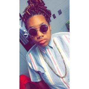 Meet your Posher, Briana