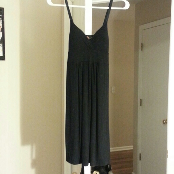 •NWOT Black dress• - Picture 2 of 3