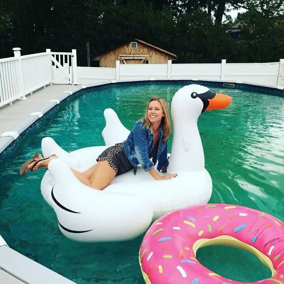 Meet your Posher, De - Picture 1 of 1