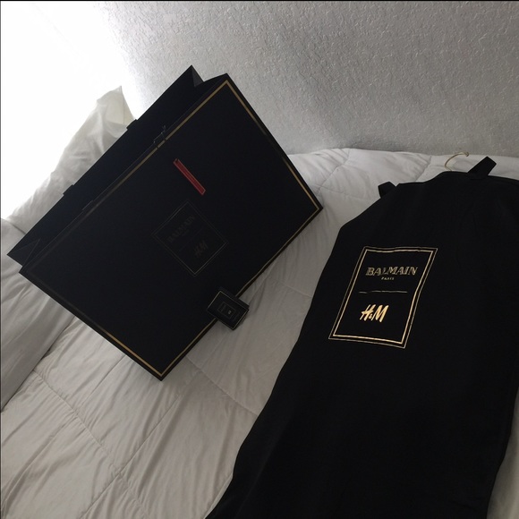 ⛔️SOLD⛔️ Leather & faux fur jacket BALMAIN X h&m - Picture 3 of 4