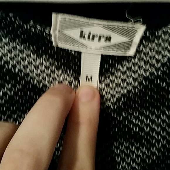 Black and white print top - Picture 4 of 4