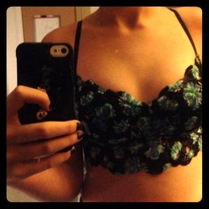 Cute push-up bralette with soft underwire!