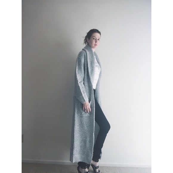 Nasty Gal Tried & True Sweater M NWT - Picture 3 of 4