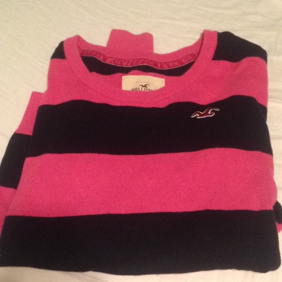 Black and Pink Hollister Sweater
