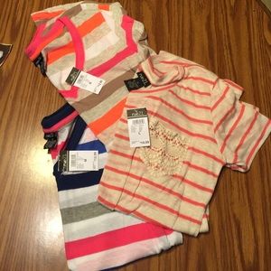 Bundle v-neck tshirts