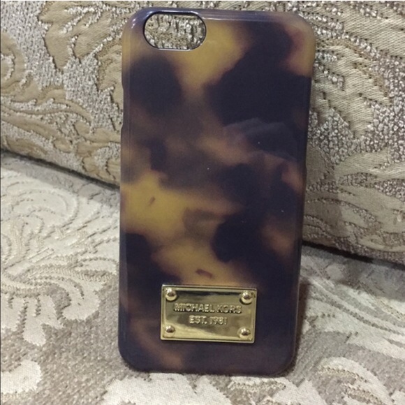 Michael Kors iPhone 6 case