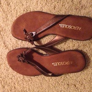 Aerosoles sandals, brand new never been worn!