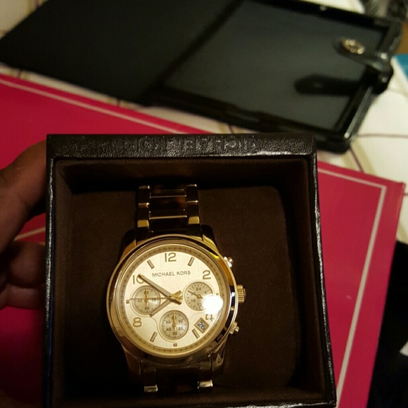 Micheal Kors watch main image 4