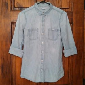 Old Navy Chambray Button Up Shirt
