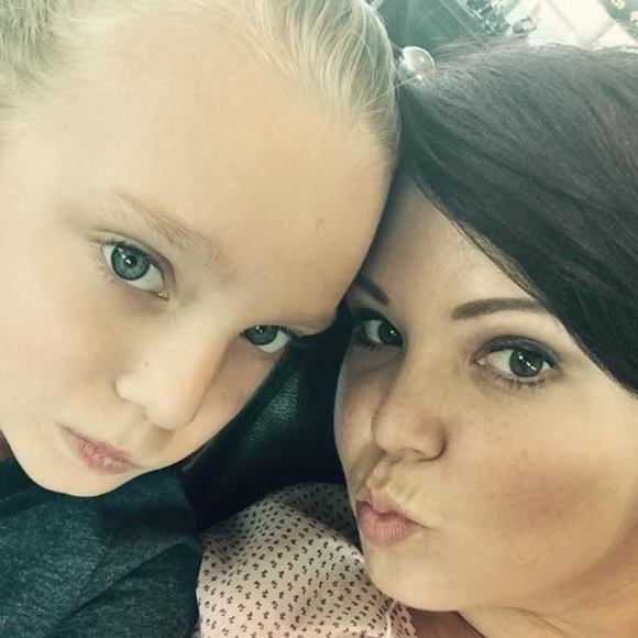 Meet your Posher, Sara - Picture 1 of 1