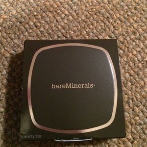 Bareminerals Touch Up Veil compact