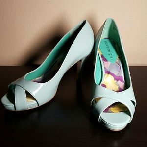 Madden Girl Gertiee Platform Pump