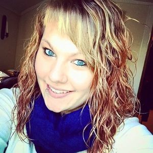 Meet your Posher, Alicia