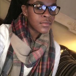 Meet your Posher, Jada