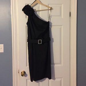 One shoulder dress