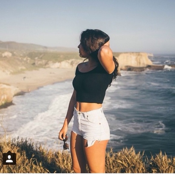 Brandy Melville Charlene in Black