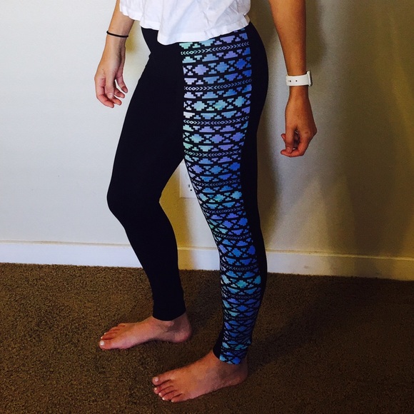 Victoria's Secret pink printed leggings