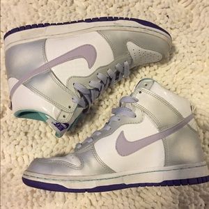 Nike high tops size 5Y