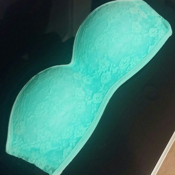 Worn once Victoria's Secret pushup bandeau