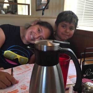 Meet your Posher, Yolanda