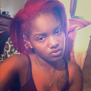 Meet your Posher, Shari