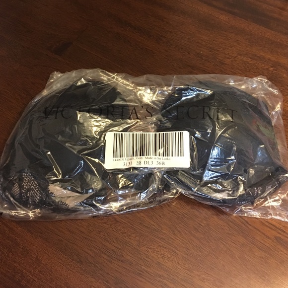 Victoria's Secret Black Lace Push Up Bra