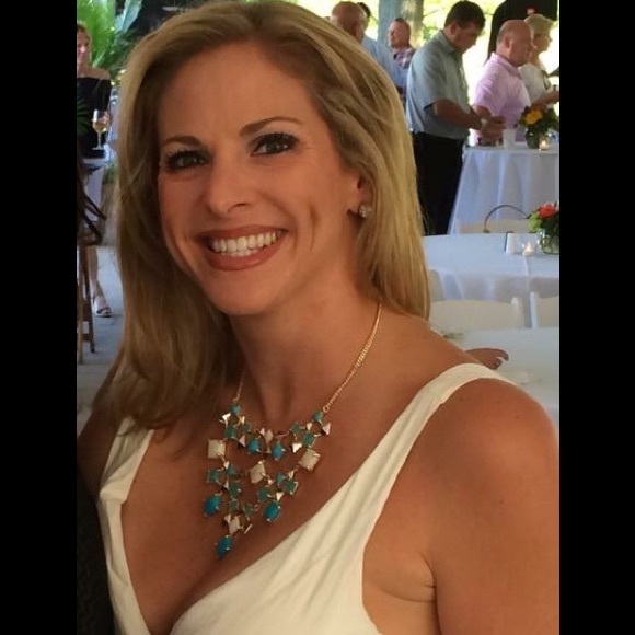 Meet your Posher, Rita - Picture 2 of 5