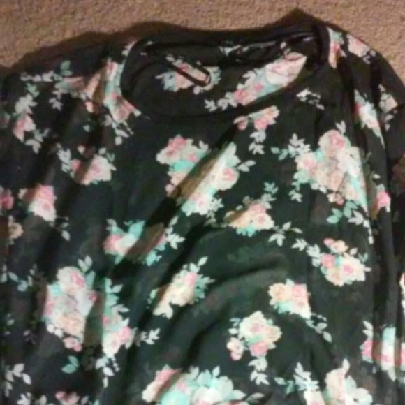 To small - Picture 2 of 2