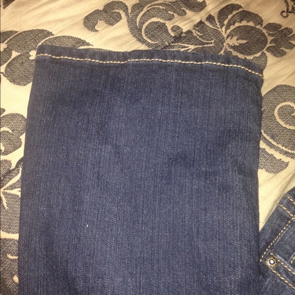 Jeans - Picture 3 of 4