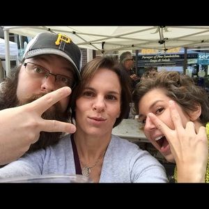 Meet your Posher, Alison