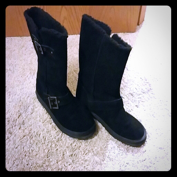 Skecher Black Boots