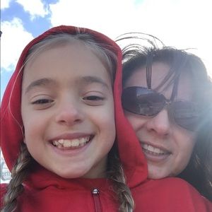 Meet your Posher, Dina