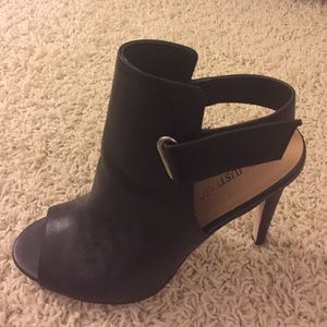 Black Heeled Open Toe Shoe