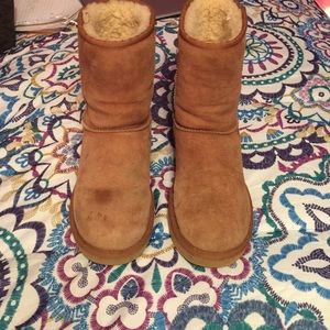 UGGS