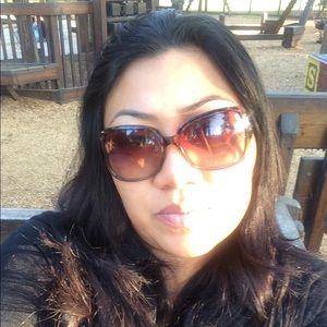 Meet your Posher, Karla