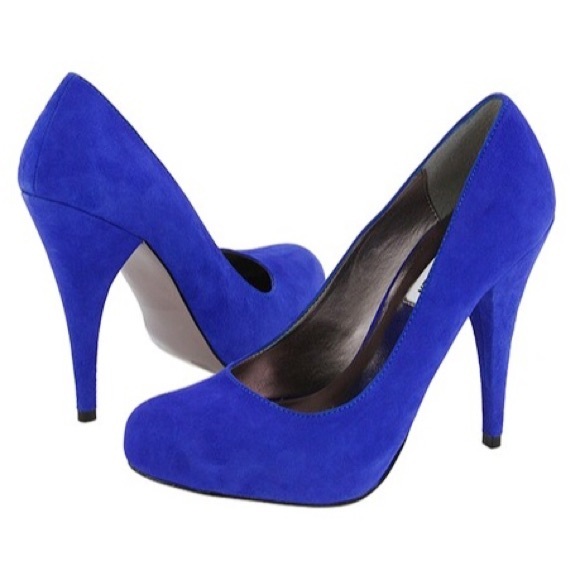 Suede Steve Madden Pumps - Picture 1 of 3