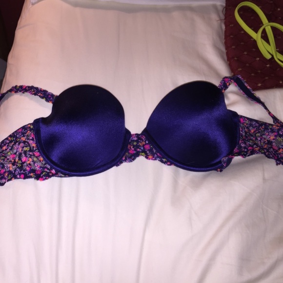 Victorias Secret PINK 32B Push up bra - Picture 1 of 4