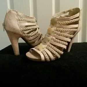 *SALE* Nude strappy heels