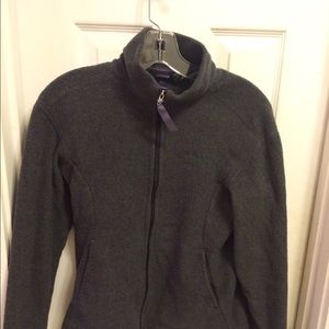 Patagonia grey fleece jacket