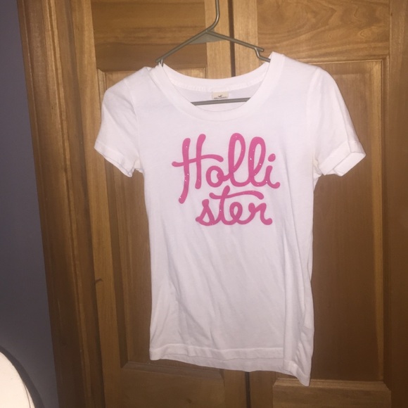 hollister logo shirt