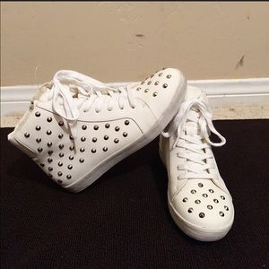 (Reserved) Foreign exchange cream shoes!