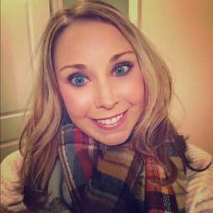 Meet your Posher, Tonya