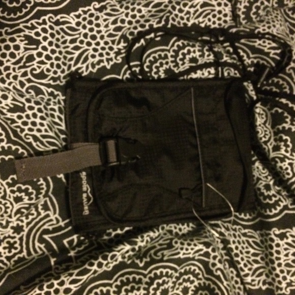 Eddie Bauer travel purse