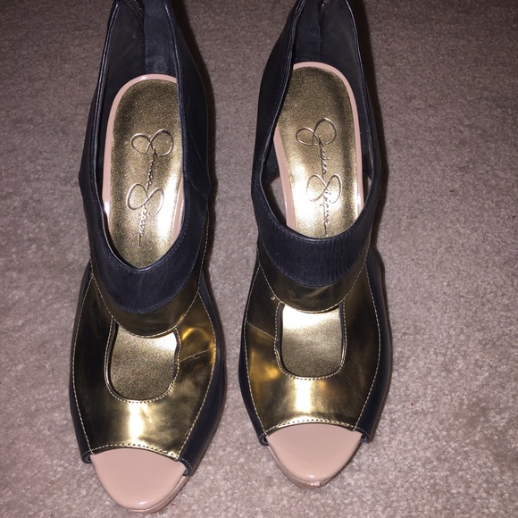 Jessica Simpson Pump